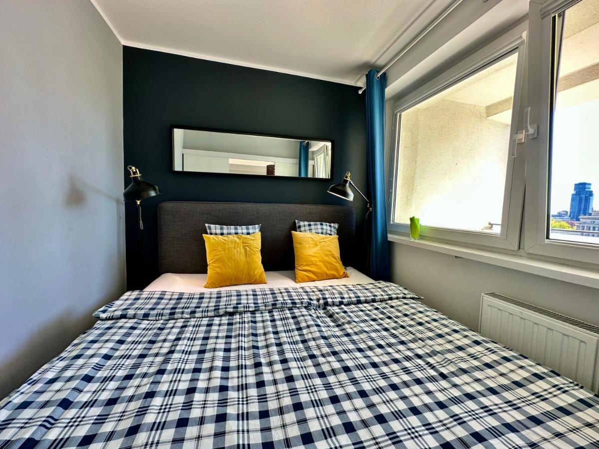 Апартаменты Gold 2 King Size Bed, Metro X2 Free Wifi, 50'Tv Netflix, Hbo, Appletv+ Варшава Экстерьер фото